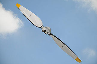 Woodcomp KW-20 – Lightweight Hydraulic In-Flight Adjustable Propeller